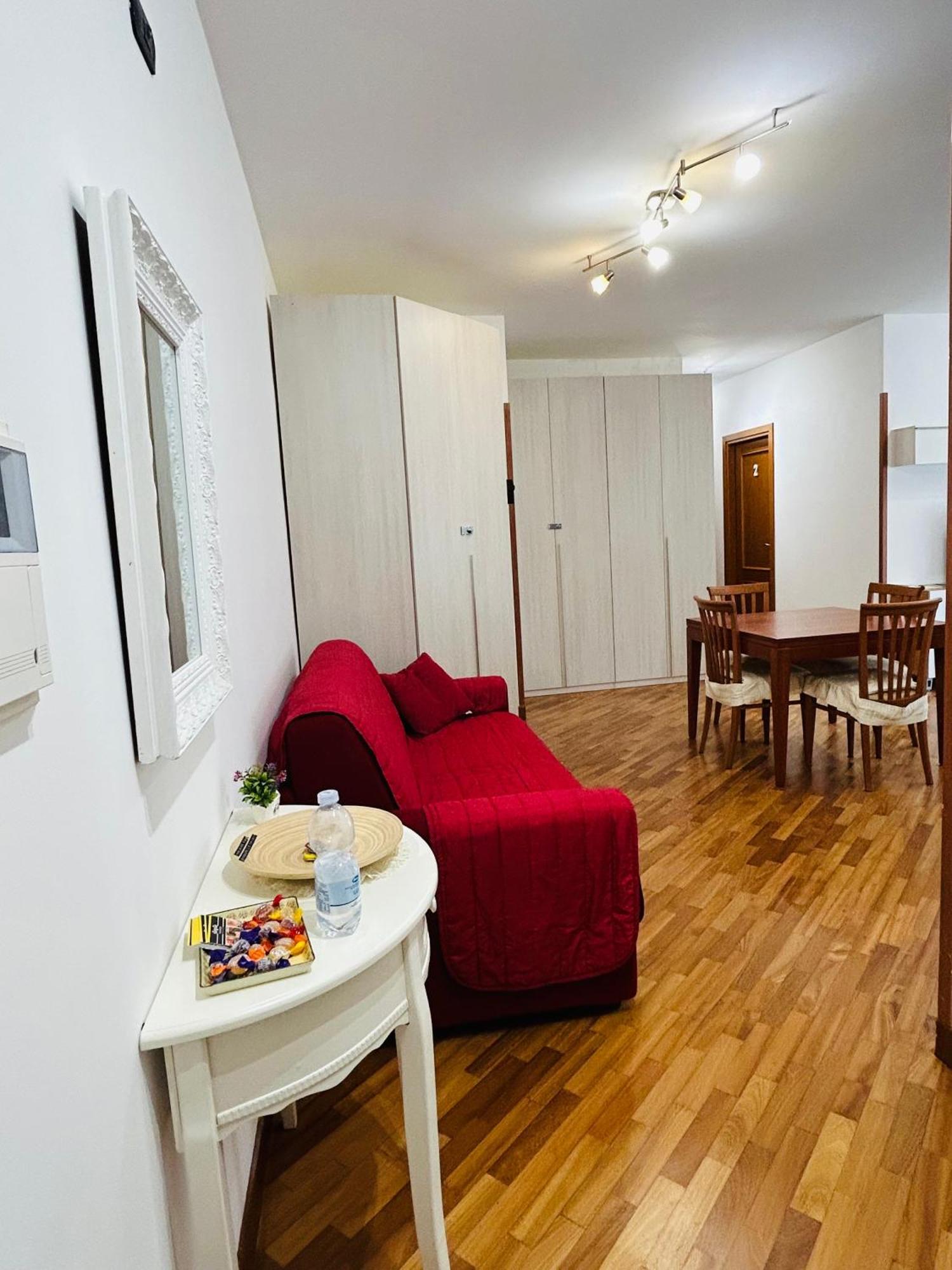 The House Room Aeroporto Fiumicino Extérieur photo